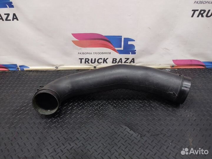 1637940 Патрубок воздушного фильтра Daf XF105