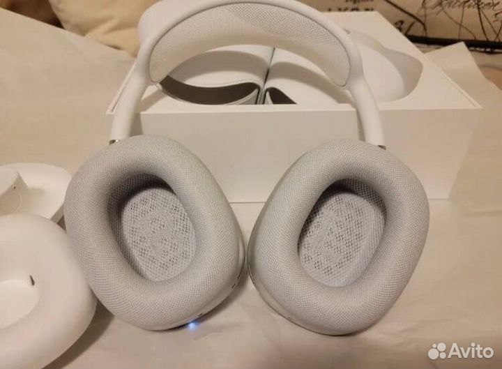 Airpods max silver