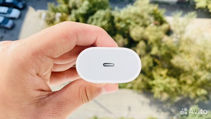 Блок быстрая зарядка 20w для iPhone и Android