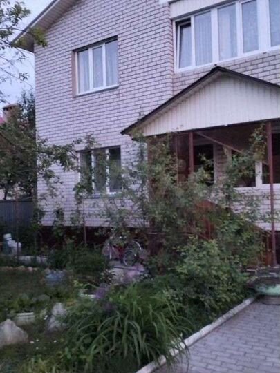 Коттедж 248 м² на участке 7 сот.