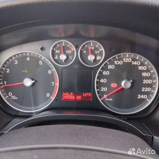 Ford Focus 2.0 МТ, 2007, 260 000 км