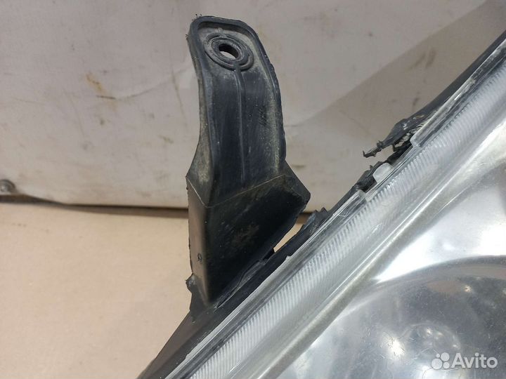 Фара передняя левая Хундай Н1