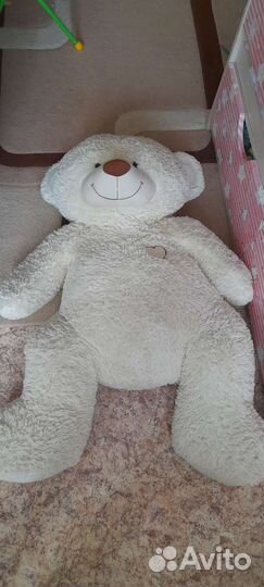 Большие плюшевые медведи