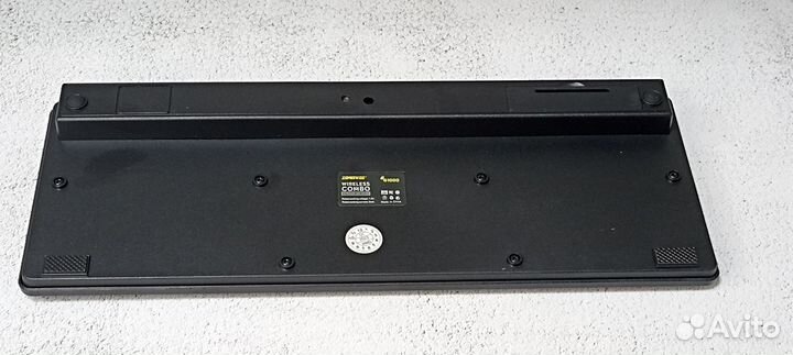 Комплект беспроводной клавиатуры и мыши