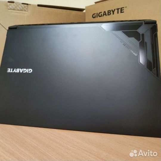 Игровой ноутбук Gigabyte G5 GE I5-12500H / RTX3050