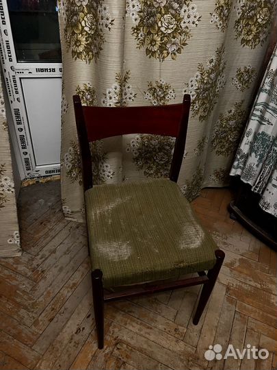 Стулья комплект бу