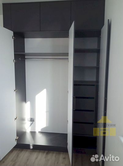 Шкаф стенка