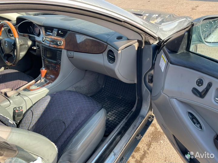 Mercedes-Benz CLS-класс 5.0 AT, 2005, битый, 251 000 км