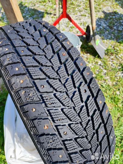 Toyo 310 215/70 R16