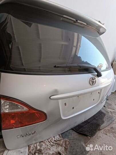 Дверь 5-я Toyota Ipsum Picnic ACM21