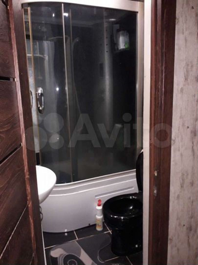 2-к. квартира, 60 м², 1/2 эт.