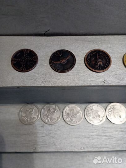 Монеты магазинов