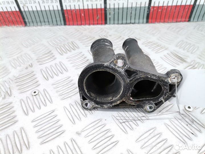 Корпус термостата Ford Fiesta 5 рест. 2009