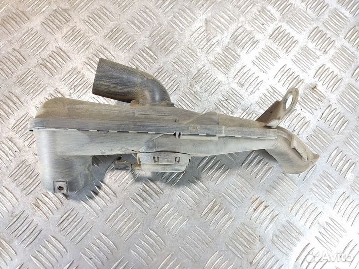 Патрубок воздушного фильтра Volkswagen Polo 1994-1