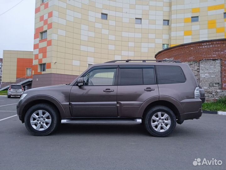 Mitsubishi Pajero 3.0 AT, 2010, 290 000 км