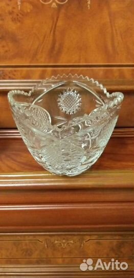 Вазы хрустальные