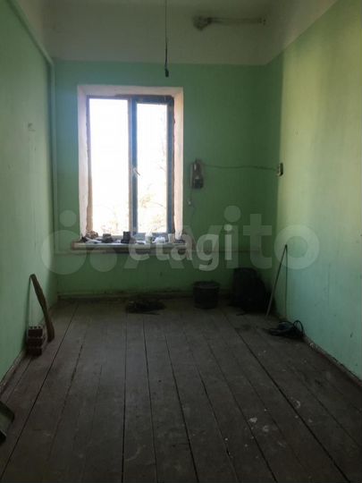 Комната 26,7 м² в 2-к., 2/4 эт.