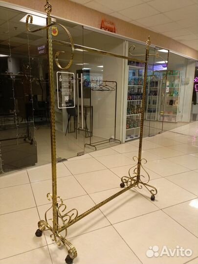 Стойка вещало напольное Барокко