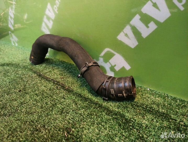 Патрубок охлаждения радиатора Jaguar Xj X351