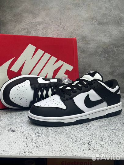 Кроссовки Nike SB Dunk Low черно-белые