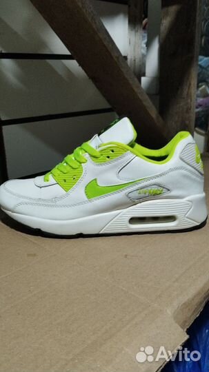 Мужские зимние кроссовки