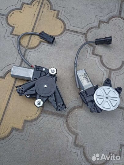 Моторчик на стеклоподъëмник