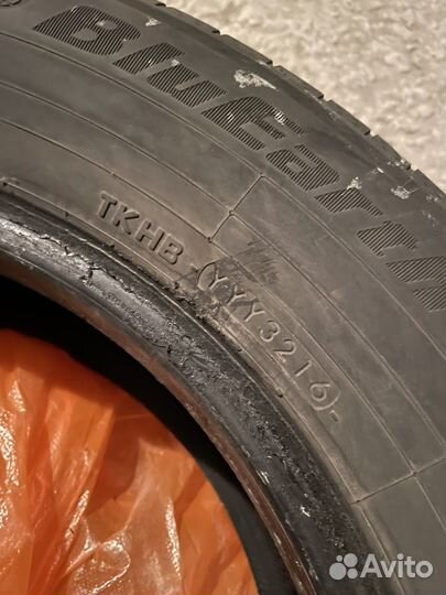 Yokohama BluEarth AE50 215/65 R16 98H