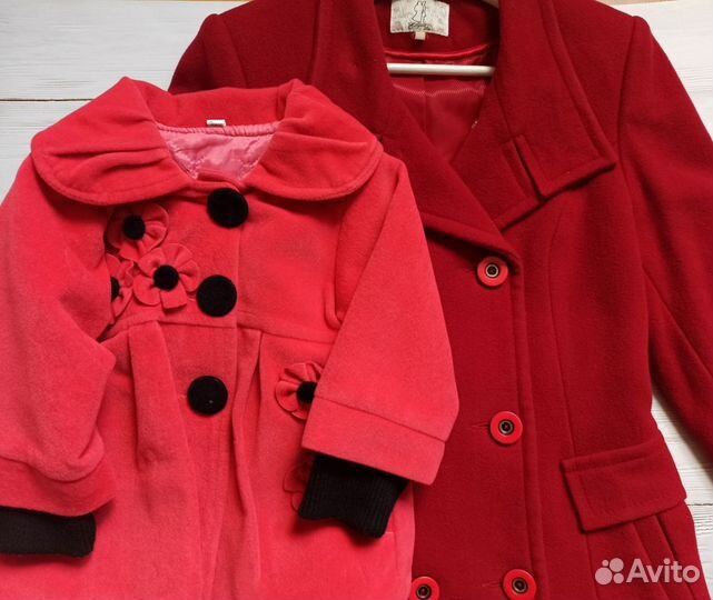 Пальто коралловое 86р + пальто красное размер S