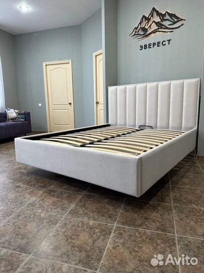 Парящая кровать