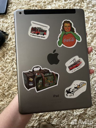 Планшет Apple iPad Air 32Gb MD792RU/A