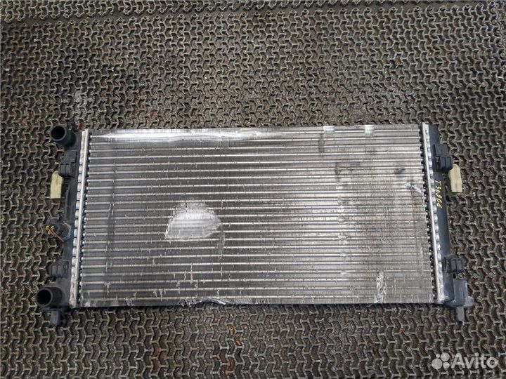 Радиатор охлаждения двигателя Seat Ibiza 4, 2013