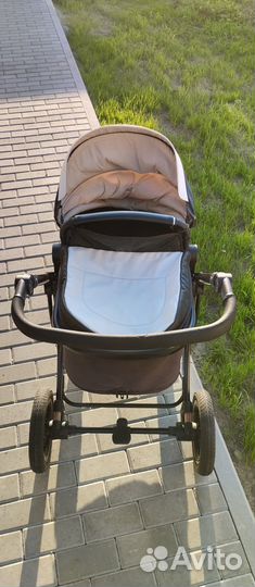 Коляска 3 в 1 с автолюлькой