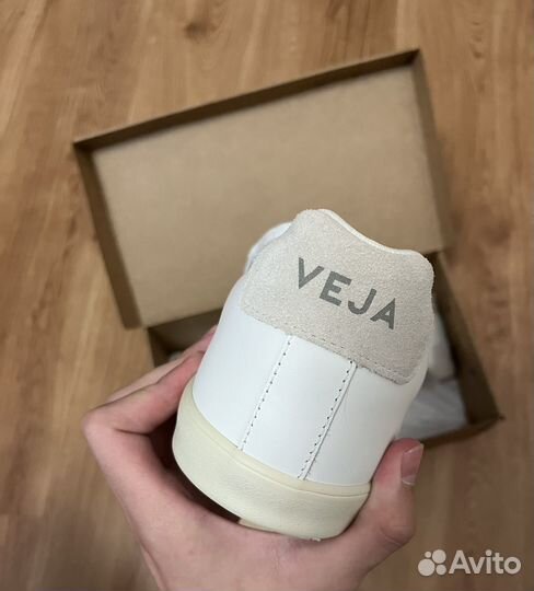 Кроссовки veja оригинал