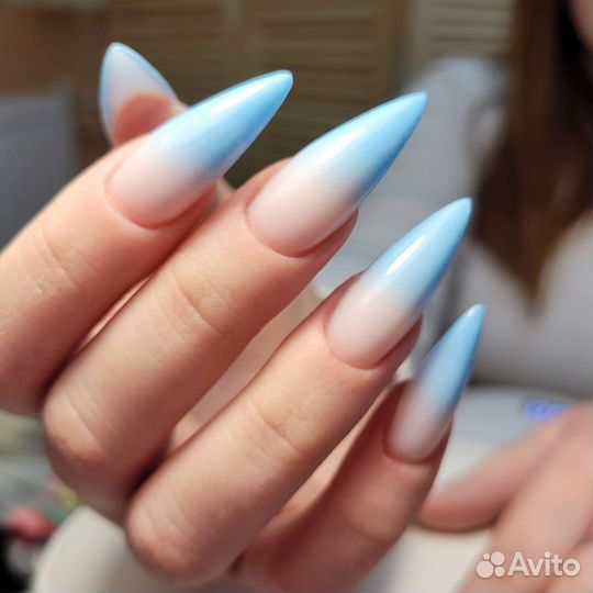 Маникюр, педикюр, наращивание ногтей