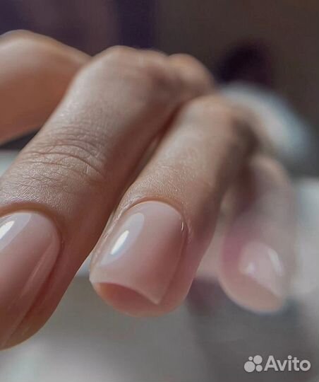 Маникюр педикюр