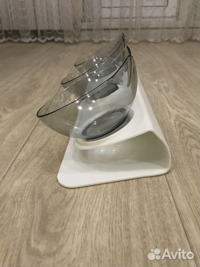 Миска тройная на подставке для кошек и собак