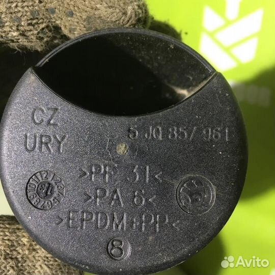 Пепельница передняя Шкода Йети