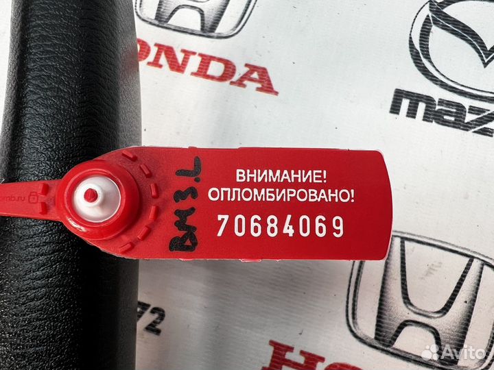 Подлокотник задний левый Mazda 3 BM(BN) 2013-2019