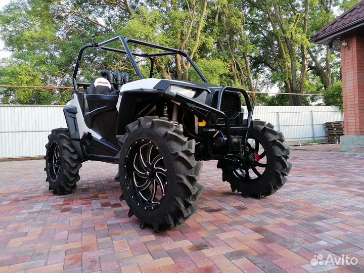 Polaris RZR 1000 2016 года