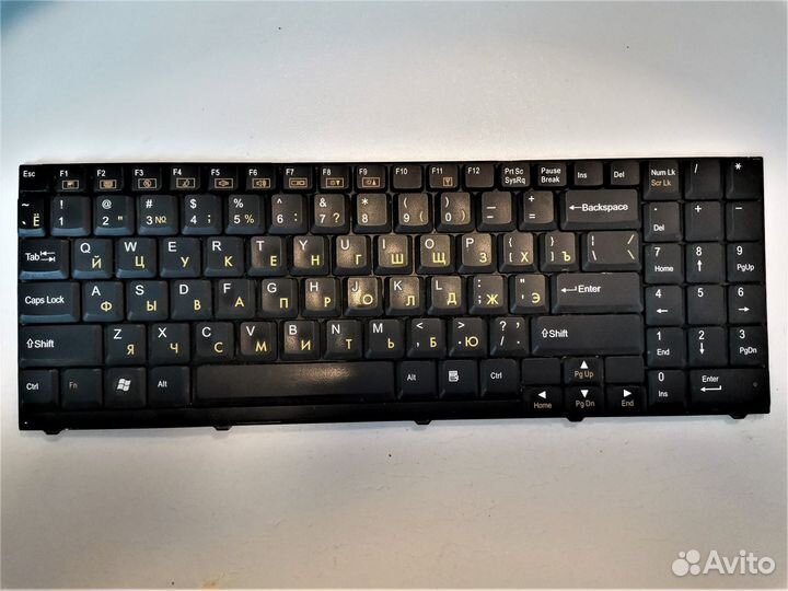 Клавиатура для ноутбука DNS D900