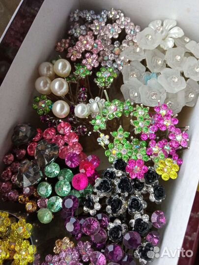 Шпильки и заколки для свадебных причёсок