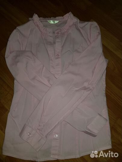 Продаю детские блузки