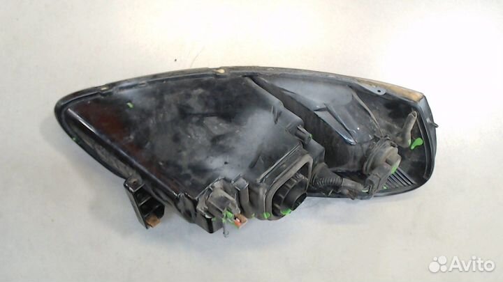 Фара (передняя) Dodge Stratus, 2002