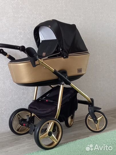 Коляска Adamex Reggio 3 в 1