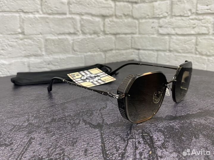 Солнцезащитные очки dior