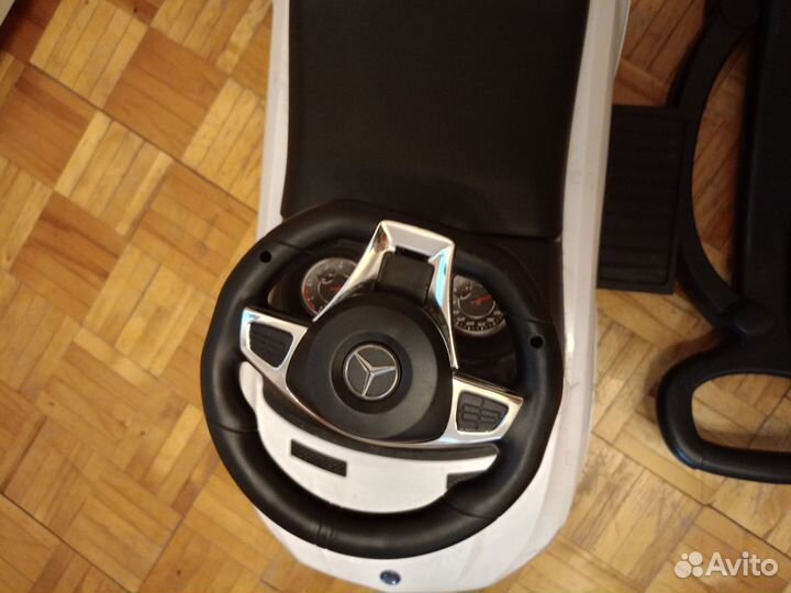 Детская машинка каталка с ручкой