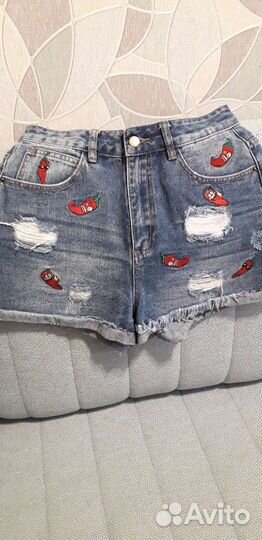 Джинсовые шорты