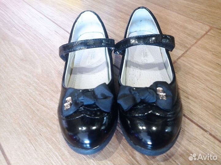 Туфли для девочки размер 33