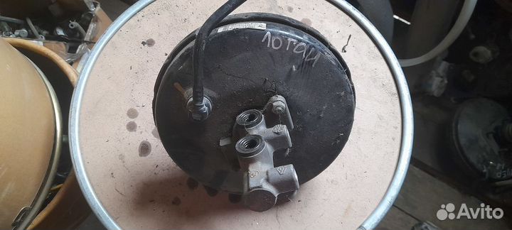 Вакуумный усилитель тормозов Logan 1 Sandero 1