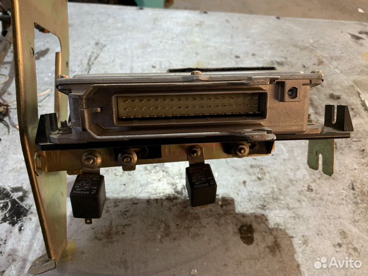 Электронный блок управления ваз2110